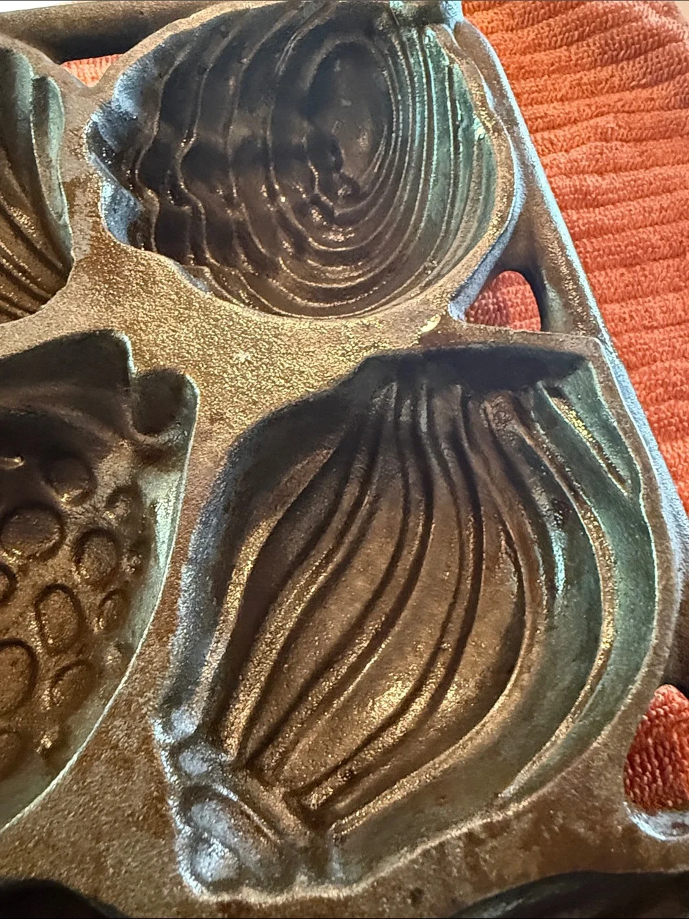 John Wright co cast iron mold